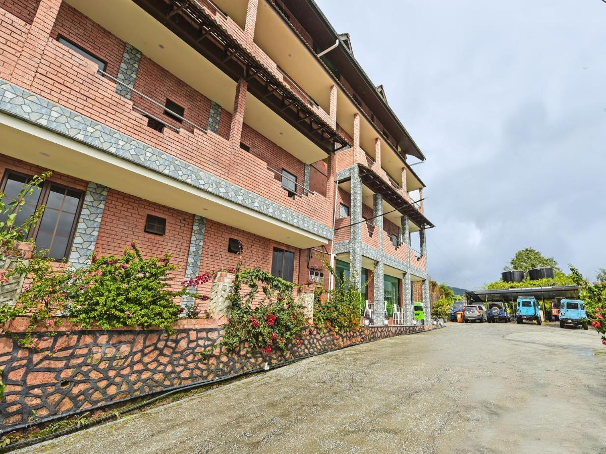 Oyo 90722 D'Puncak Hotel 金马仑高原 外观 照片